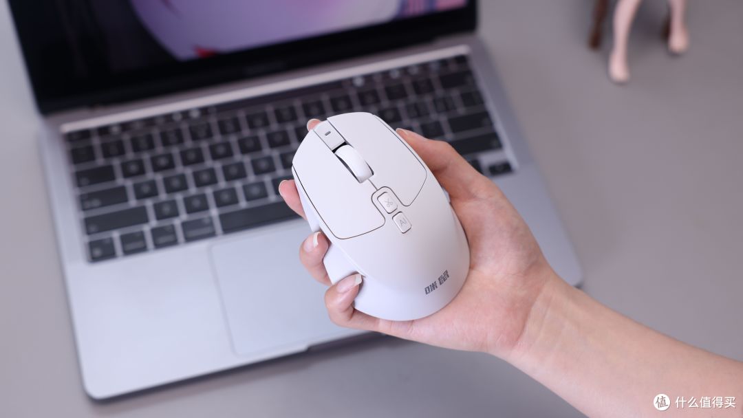 做PPT、写报告太痛苦?试试咪鼠M7C:让AI真正融入办公