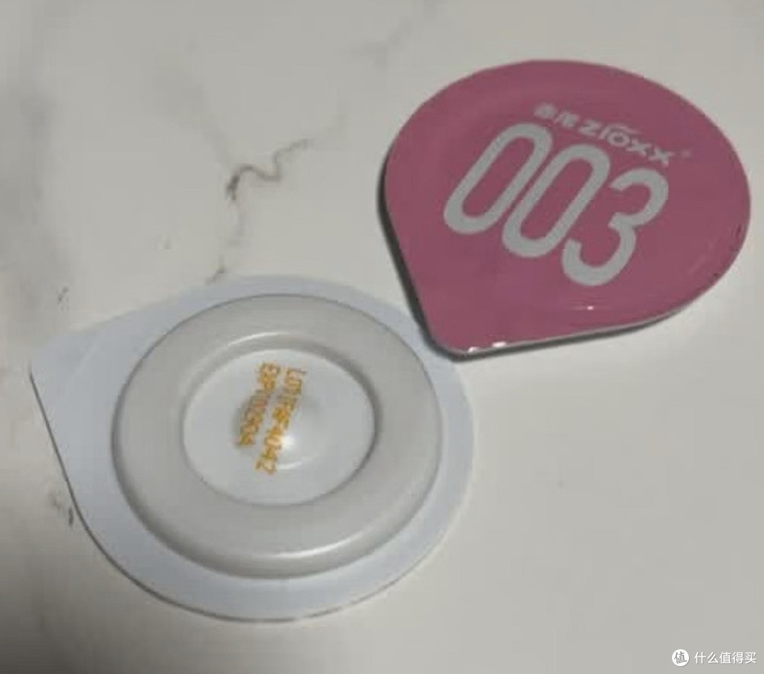 赤尾003玻尿酸款：超薄自然体验