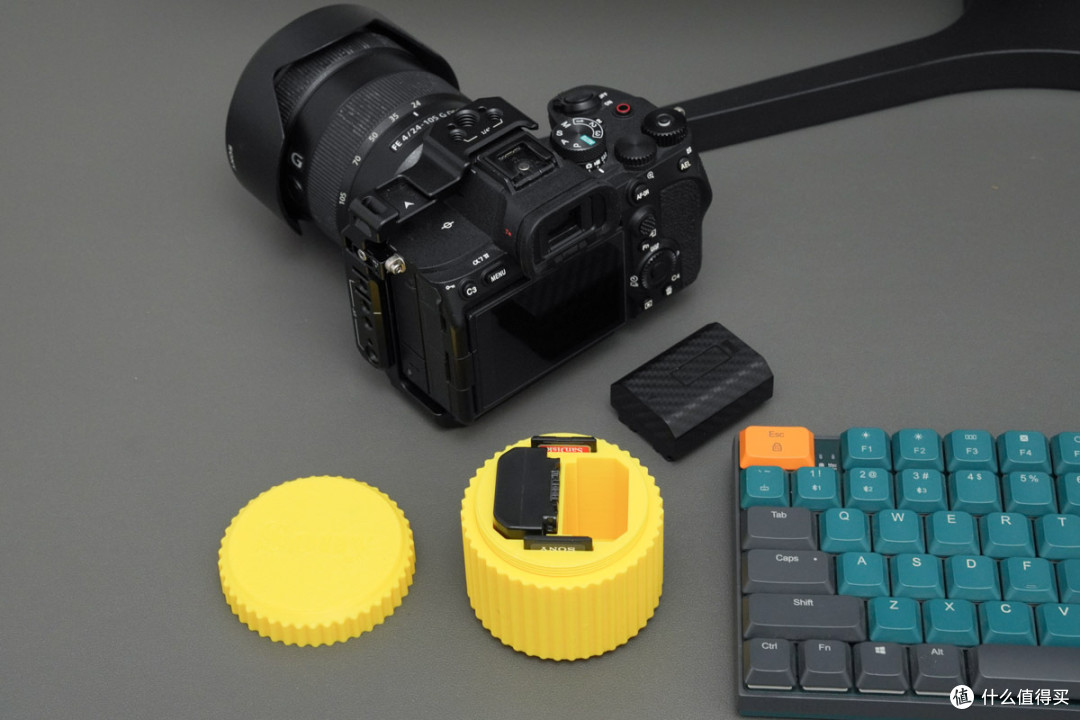 双电池 + SD 卡一体收纳，3D打印索尼NP-FZ100相机电池收纳仓体验