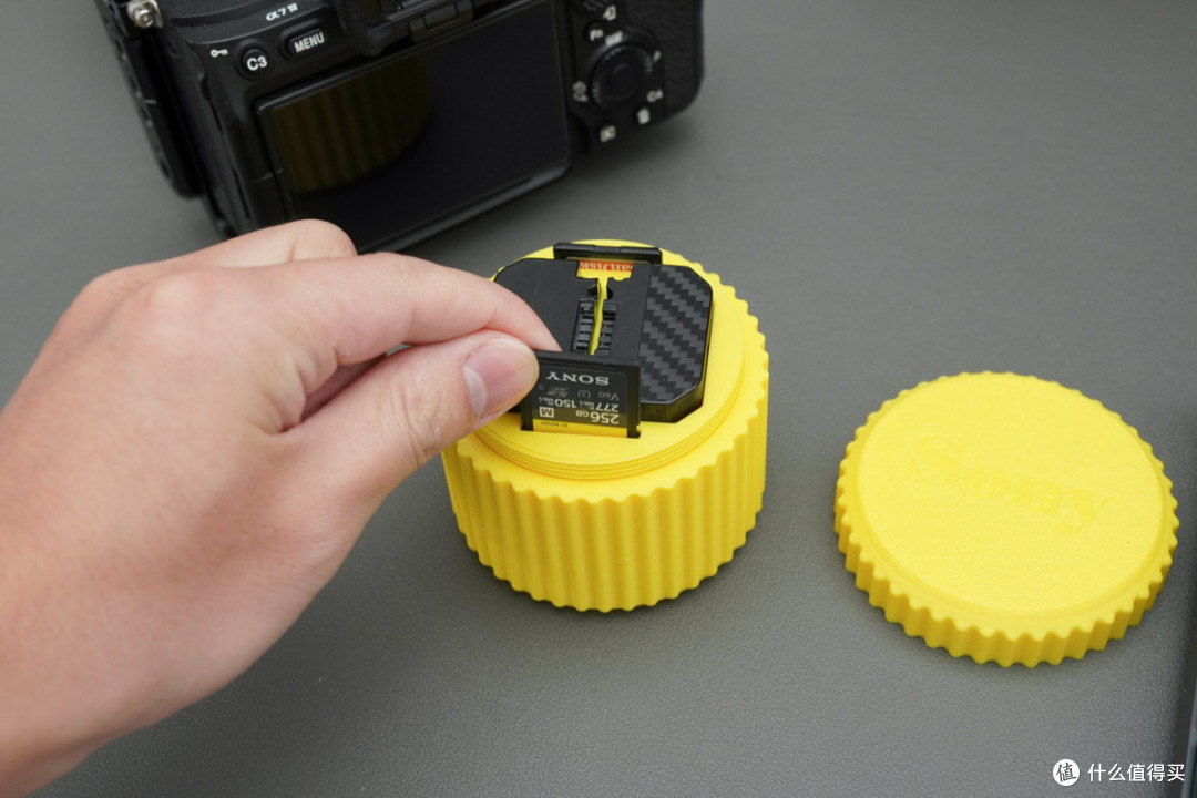 双电池 + SD 卡一体收纳，3D打印索尼NP-FZ100相机电池收纳仓体验