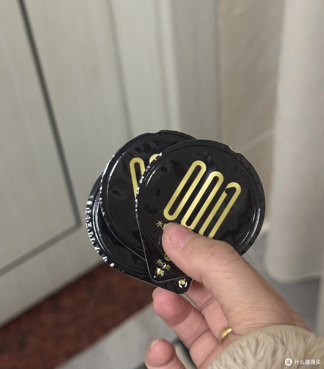 赤尾黑金001,薄而不软的秘密?