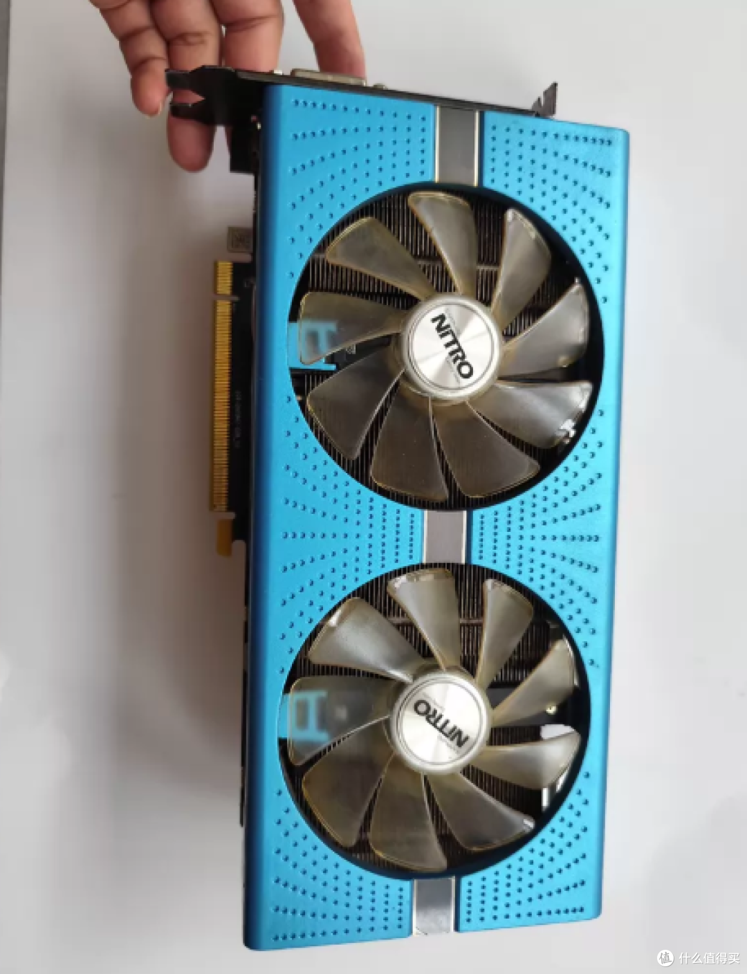 488元的蓝宝石RX590超白金:无矿二字我先帮你打问号