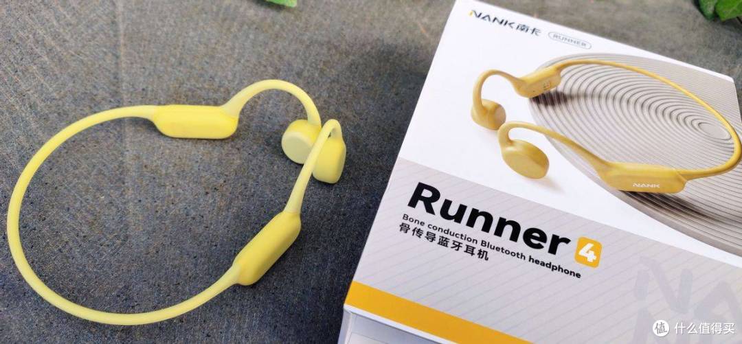 拒绝智商税!16G内存+IP68防水,南卡Runner4骨传导专为泳池而生
