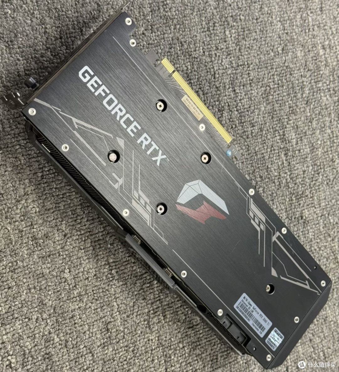 当年被矿潮炒到五千的3060 Ti,闲鱼现在1420随便捡8GB显存加DLSS