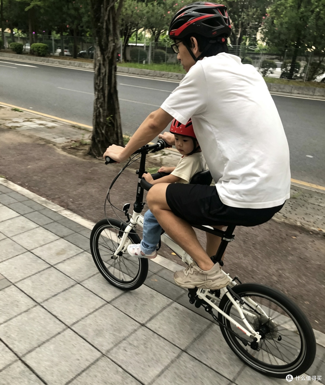 骑行达人的鞋柜解密：能通勤、能骑行打卡，这三双鞋谁更懂你？