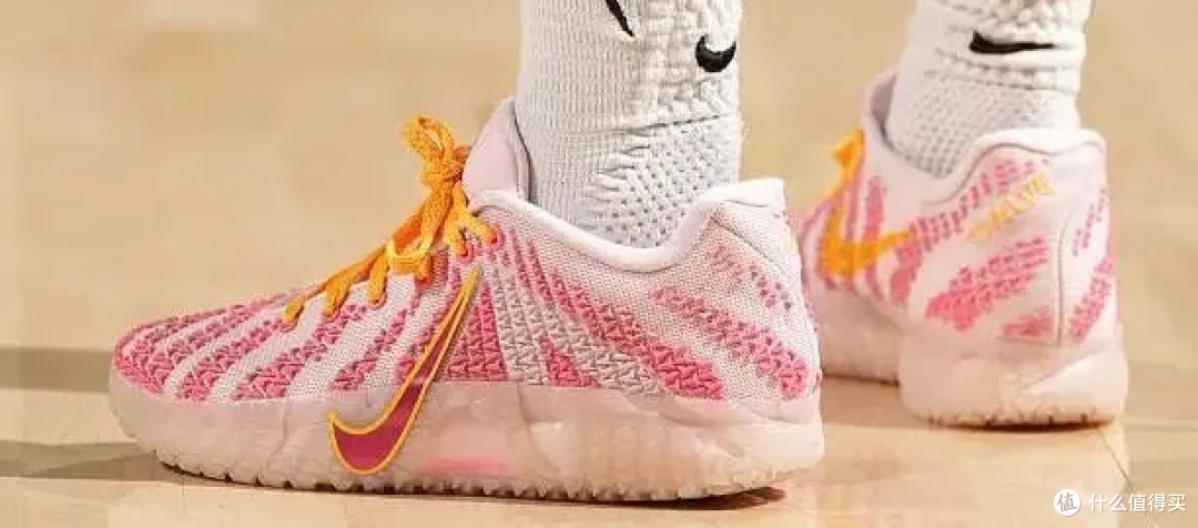 【WNBA每日上脚】都是奥莱同款！凭啥它比Lebron 23口碑好？