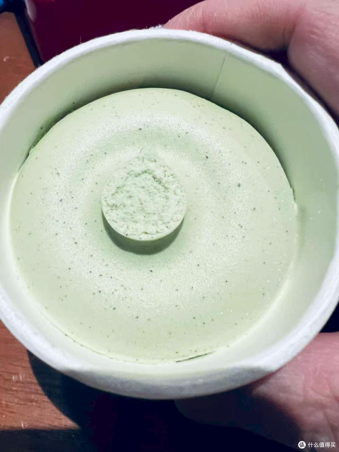 夏日的清冽甜意,都藏在这杯绿茶冰淇淋里