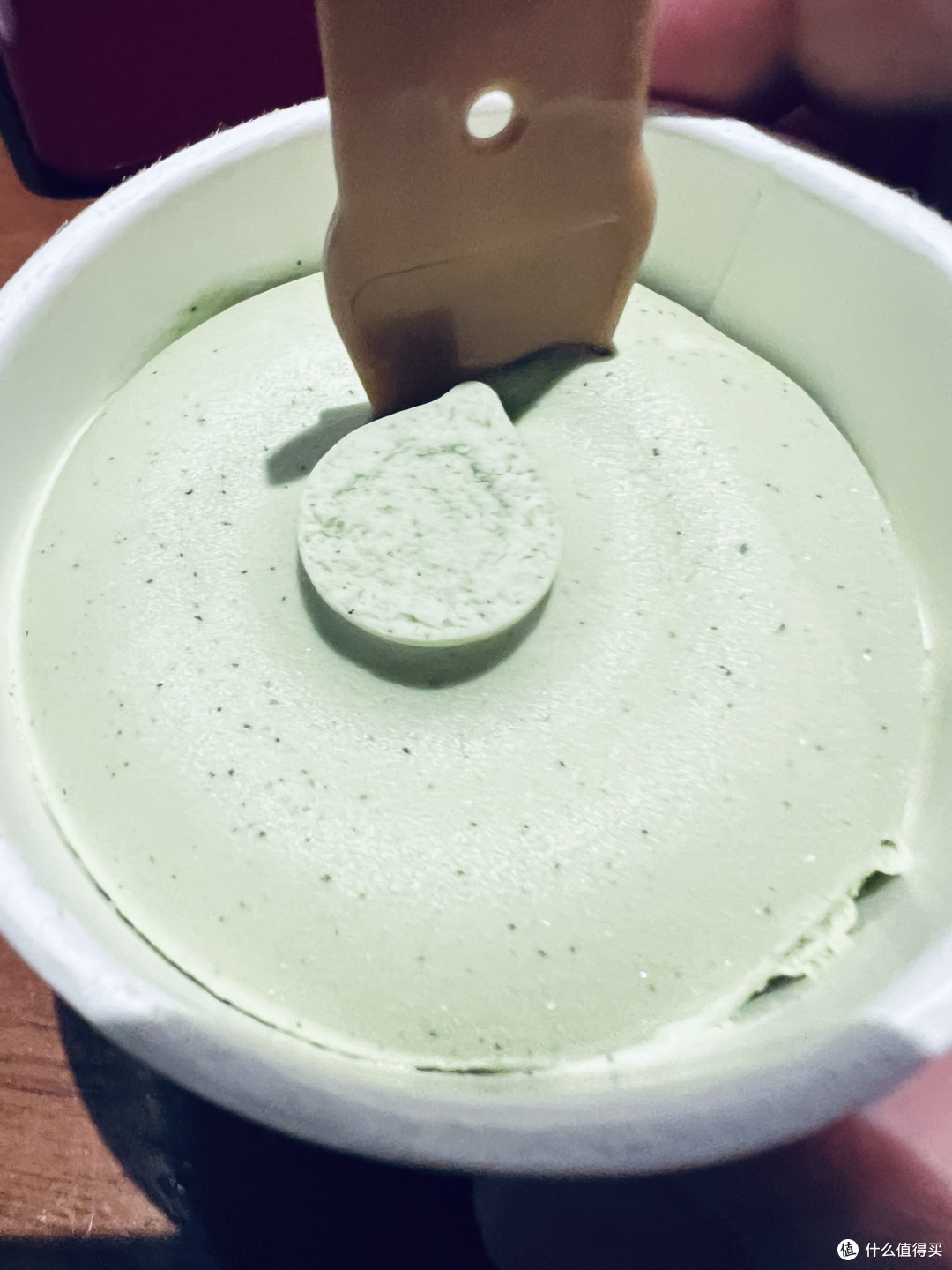 夏日的清冽甜意,都藏在这杯绿茶冰淇淋里