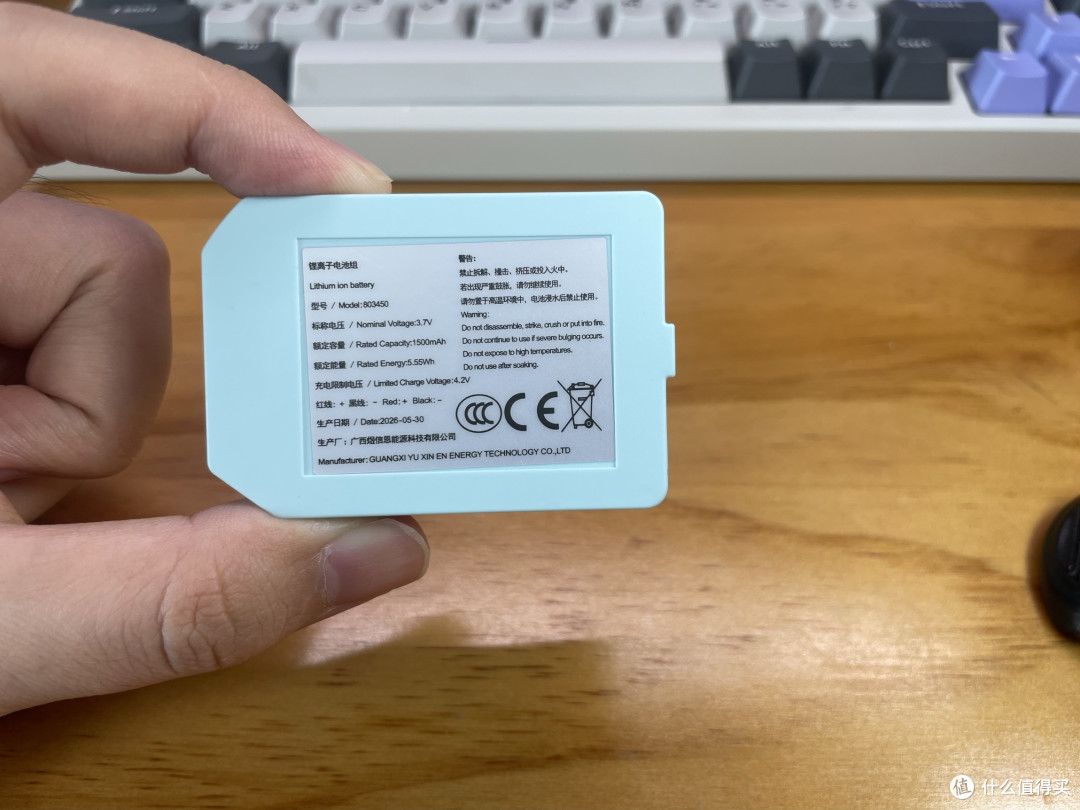头戴耳机见多了，但能秒换电不断电的你见过没？雷柏VE3使用评测