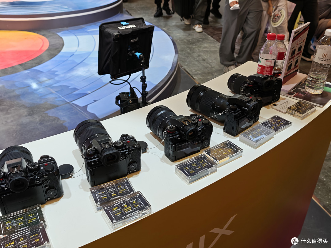 索尼尼康佳能征战ChinaJoy，结果却被美图们抄了后路