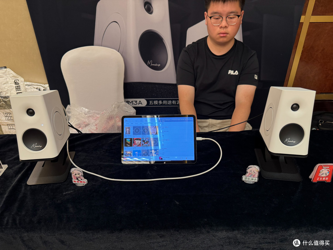 前些天充话费送了个耳机,第三届南京国际耳机展游记