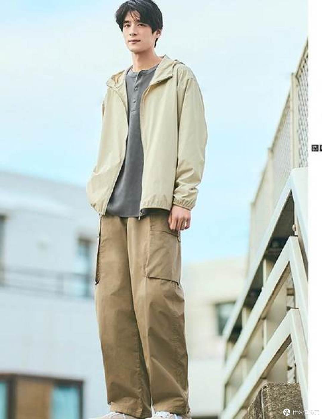 实测十款透气防晒衣，日常户外怎么选不黏背？