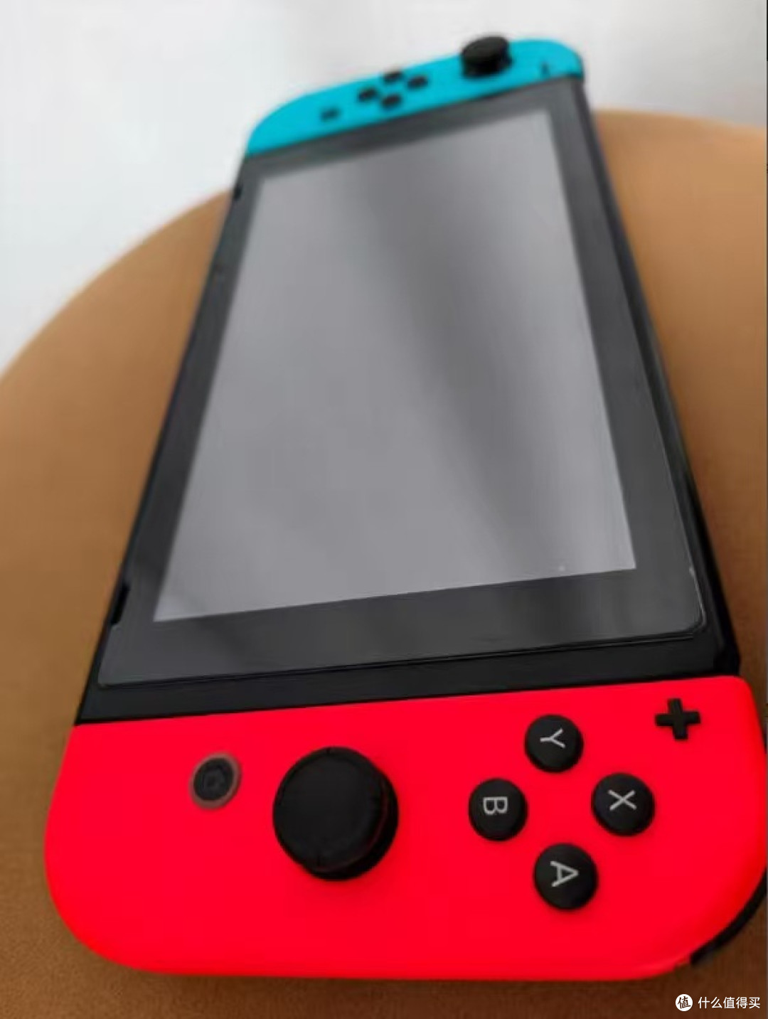 Switch体验不错,手残玩家也能入坑的快乐载体