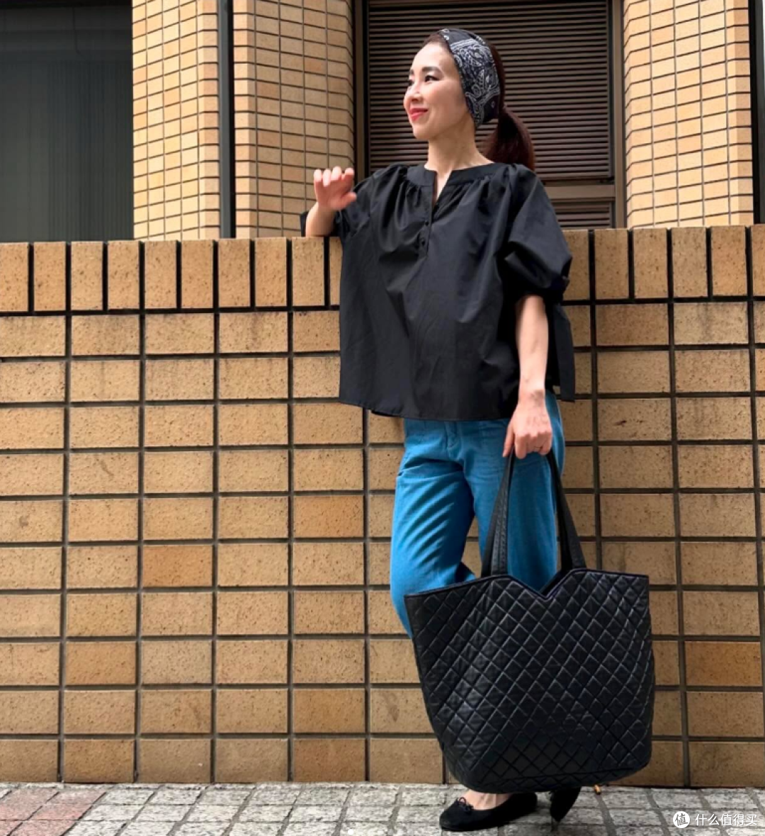 她身高只有156cm,凭借这些穿搭小心机,硬是闯出自己的时尚赛道