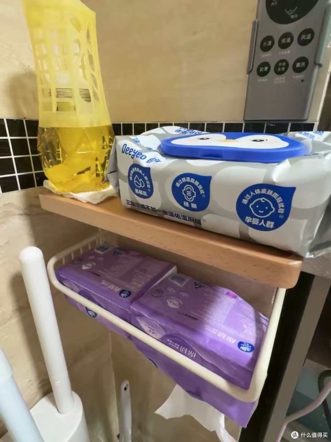浴室潮湿台面乱糟糟,几十块小架子直接治愈强迫症
