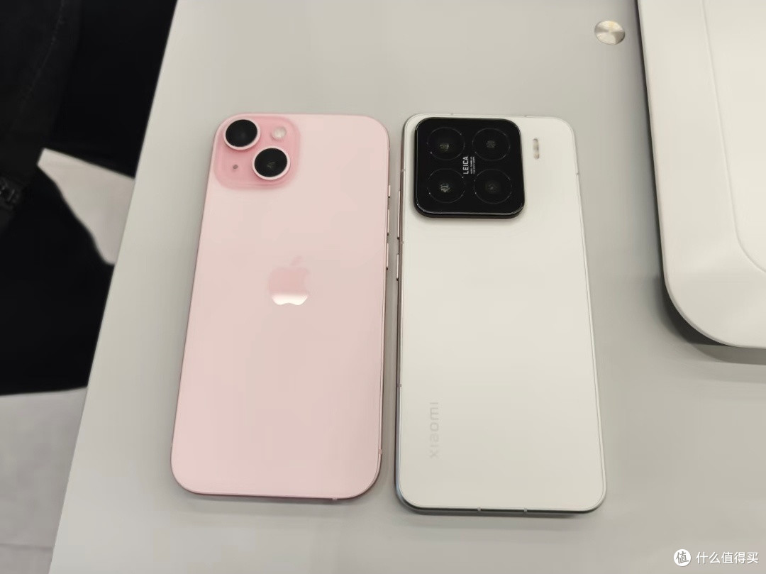 小米15 VS iPhone 15 横向实测