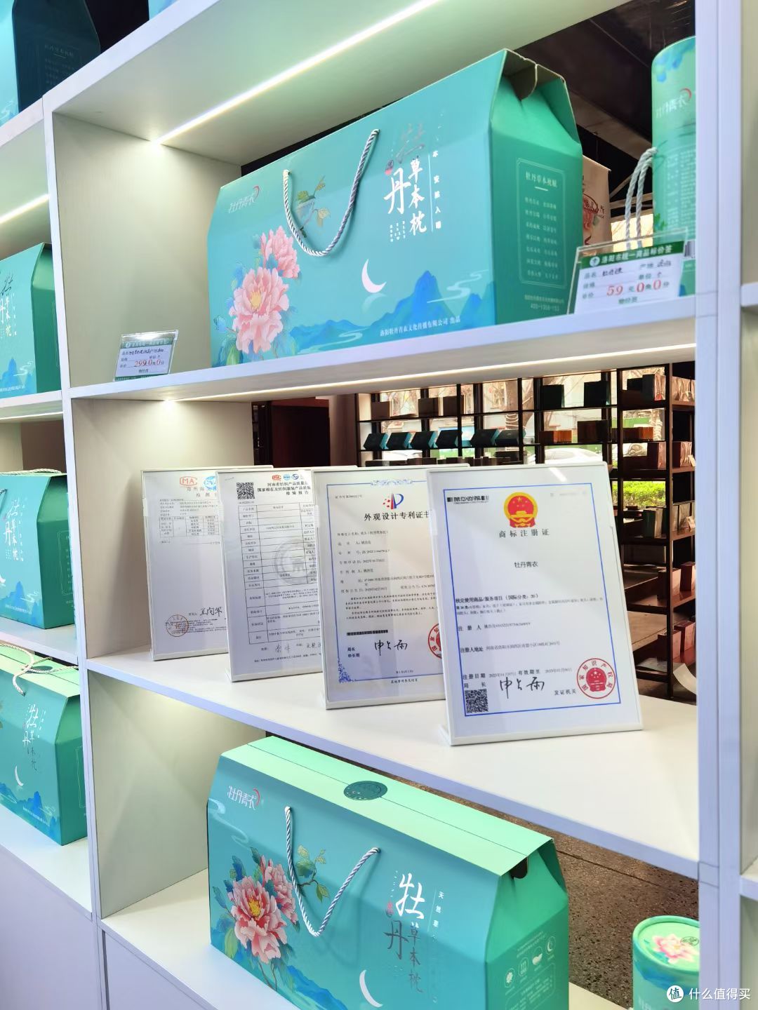 洛阳伴手礼｜非遗小物件避坑指南，本地人逛出来的清单