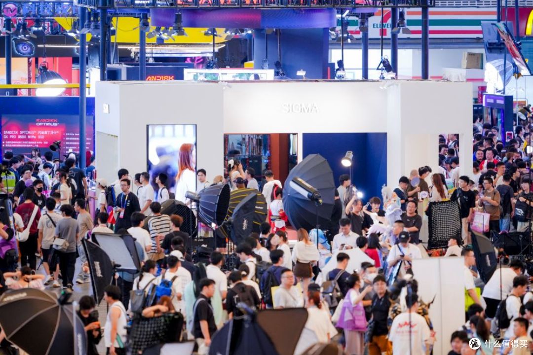 适马CJ2026圆满收官:F1.2 交出了怎样的答卷
