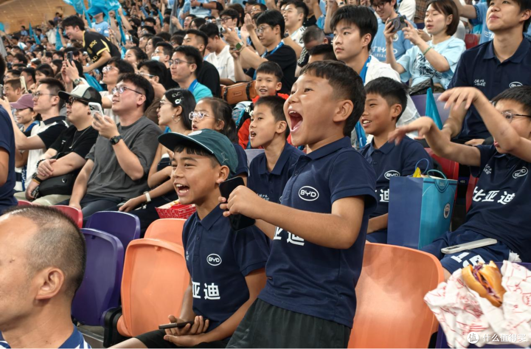 曼城和国米在香港上演巅峰对决!两边竟是同一赞助商,都是比亚迪