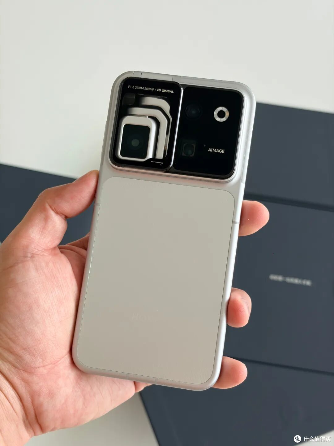 荣耀 Robot Phone,终于要卖爆了?