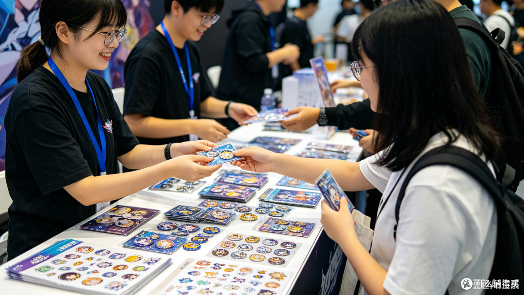 【次元漫谈】不止热闹展会!聊聊游戏、潮玩背后玩家长久的热爱