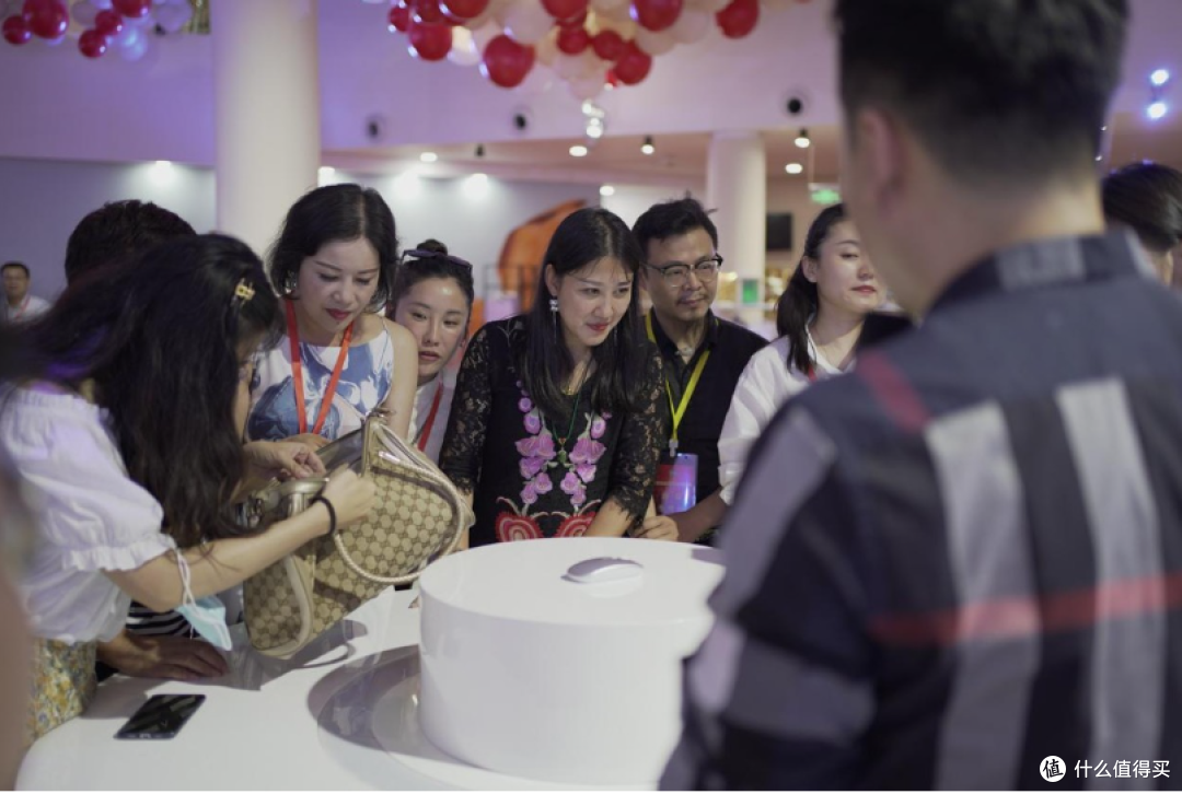 开业首日客流破3万,折扣店凭什么越做越火?