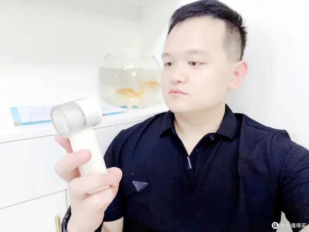 随身迷你制冷风，奥睿科小飓风完美应对夏日的炎热