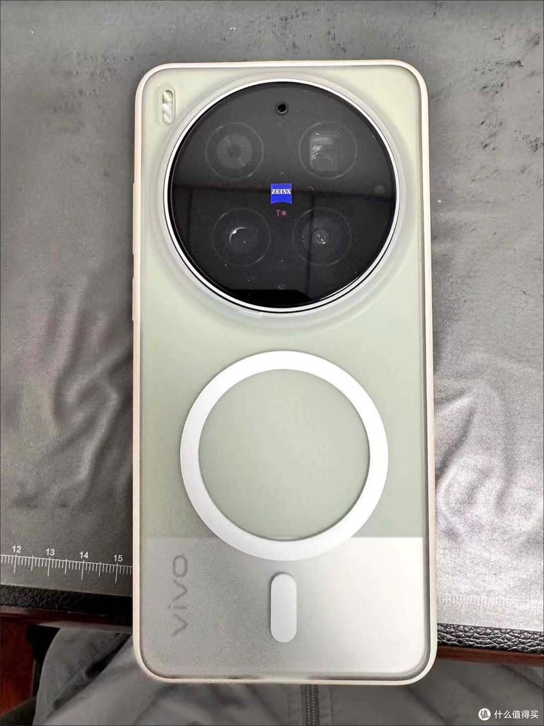 vivo X300 Ultra:这台“专业V单”,换得值不值看你是谁