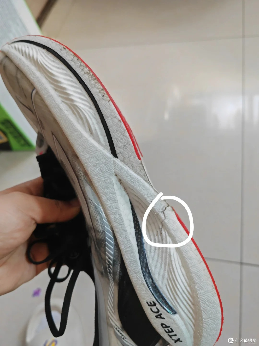 你的跑鞋「过期」了吗？中底缓震材料的隐性保质期，90%的人穿超了还不知道