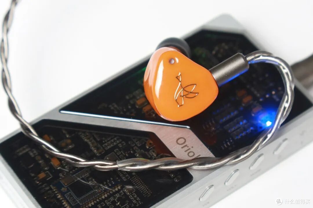 耳边评测 | 流行人声闭眼可选——Oriolus老人家音频褐鹂二代