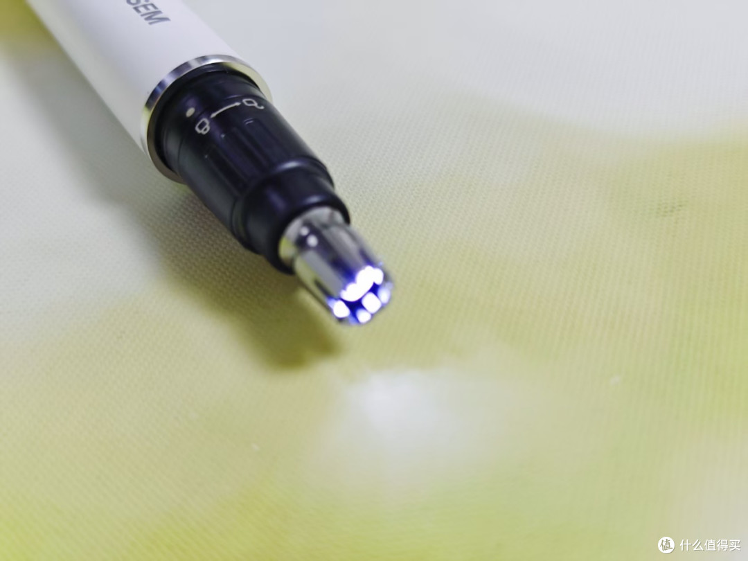 修鼻毛总夹肉刺痛?西圣T1可视鼻毛剪治愈我多年护理焦虑