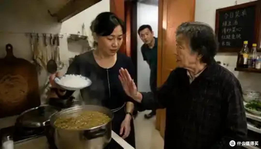 [别端水，站队吧!] 炎热夏季！绿豆汤加不加冰糖, 可能是中国家庭最大的厨房内江