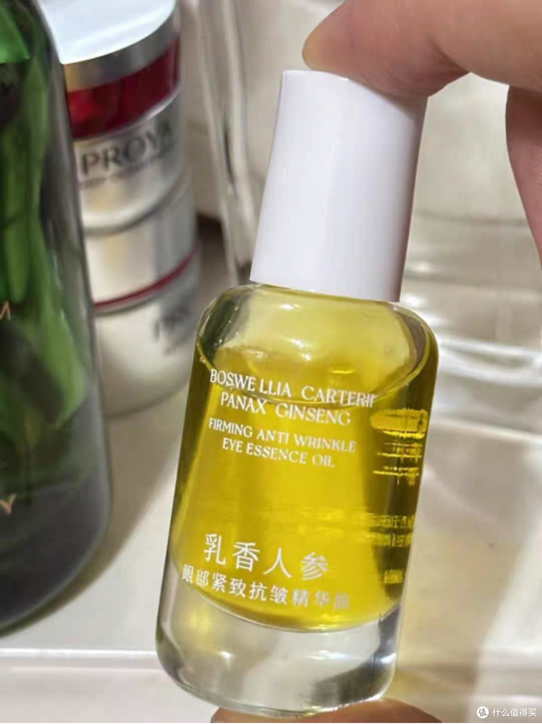 眼油祛黑眼圈有用吗?4款上班族爱用眼油击退熊猫眼
