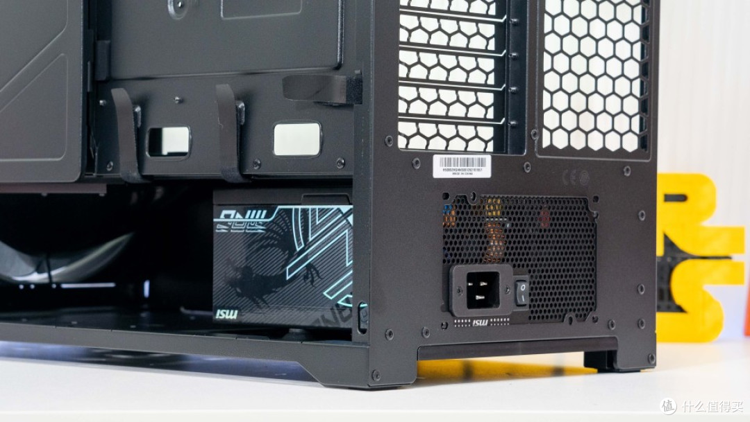 告别烧接口焦虑！MPG AI1300TS PCIE5月神给旗舰显卡上一层保险