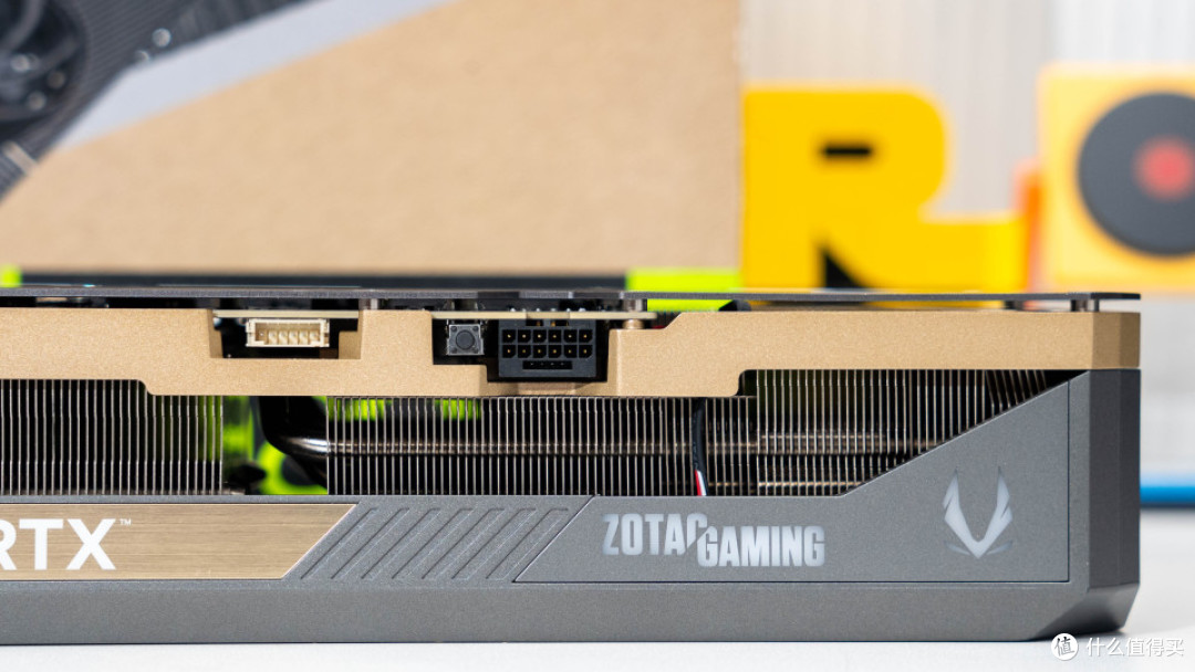 告别烧接口焦虑！MPG AI1300TS PCIE5月神给旗舰显卡上一层保险