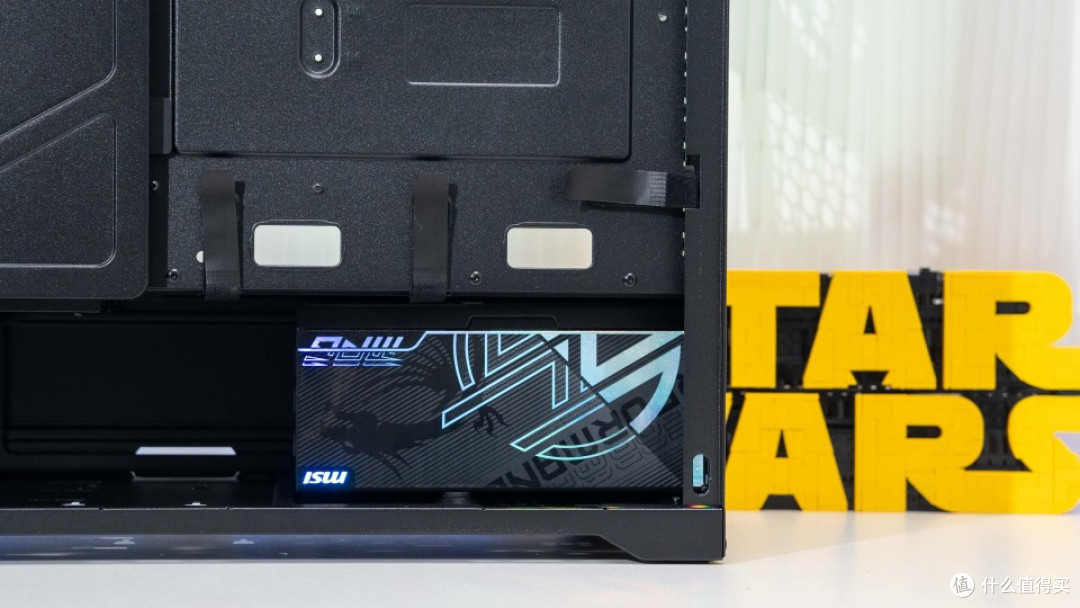告别烧接口焦虑！MPG AI1300TS PCIE5月神给旗舰显卡上一层保险