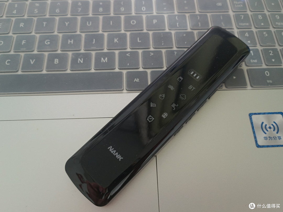 开箱|这个藏在枕下的“小玩意”,治好了我多年的睡前焦虑