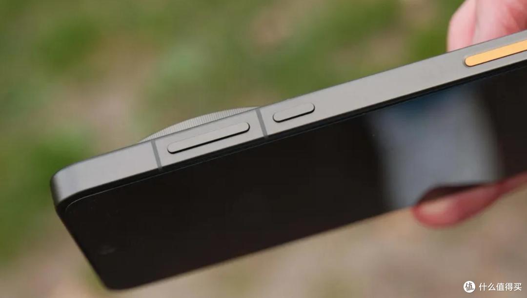 OPPO这次有点疯!OPPO Find X9 Ultra实测:双2亿镜头真的很猛