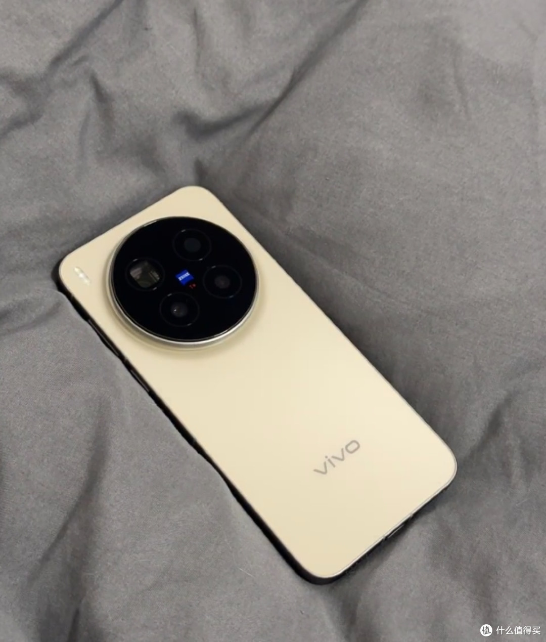 同芯不同体验？vivo X300s和X300 Pro实测，选对不浪费钱