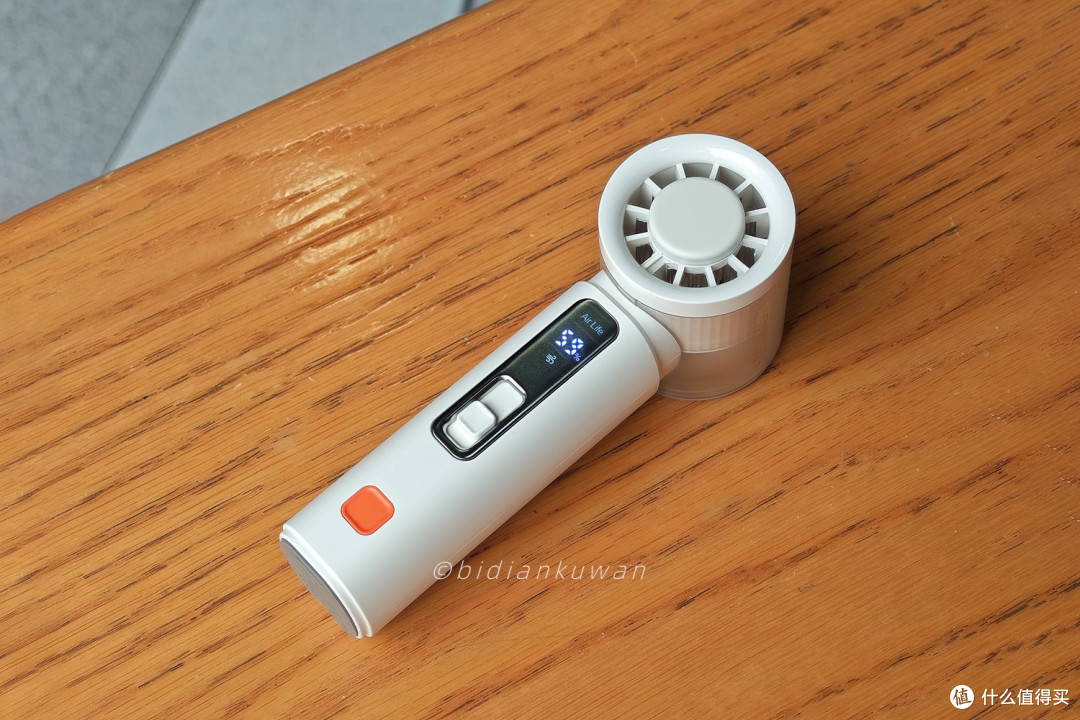 小米、酷态科落选:给女朋友买的手持小风扇,这款或许更值