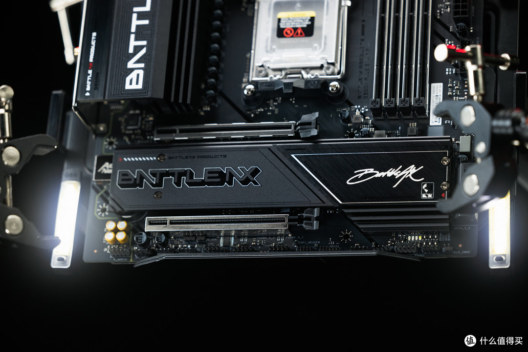 RTX 5060 Ti/5070/5080三卡横评《雾影猎人》：帧数+CPU搭配指南