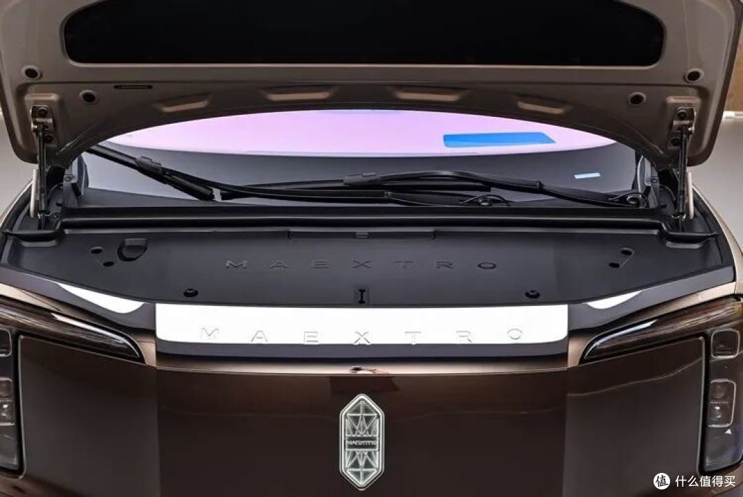 余承东官宣尊界V680与V800正式上市 直播间却出现“竹知了”内容
