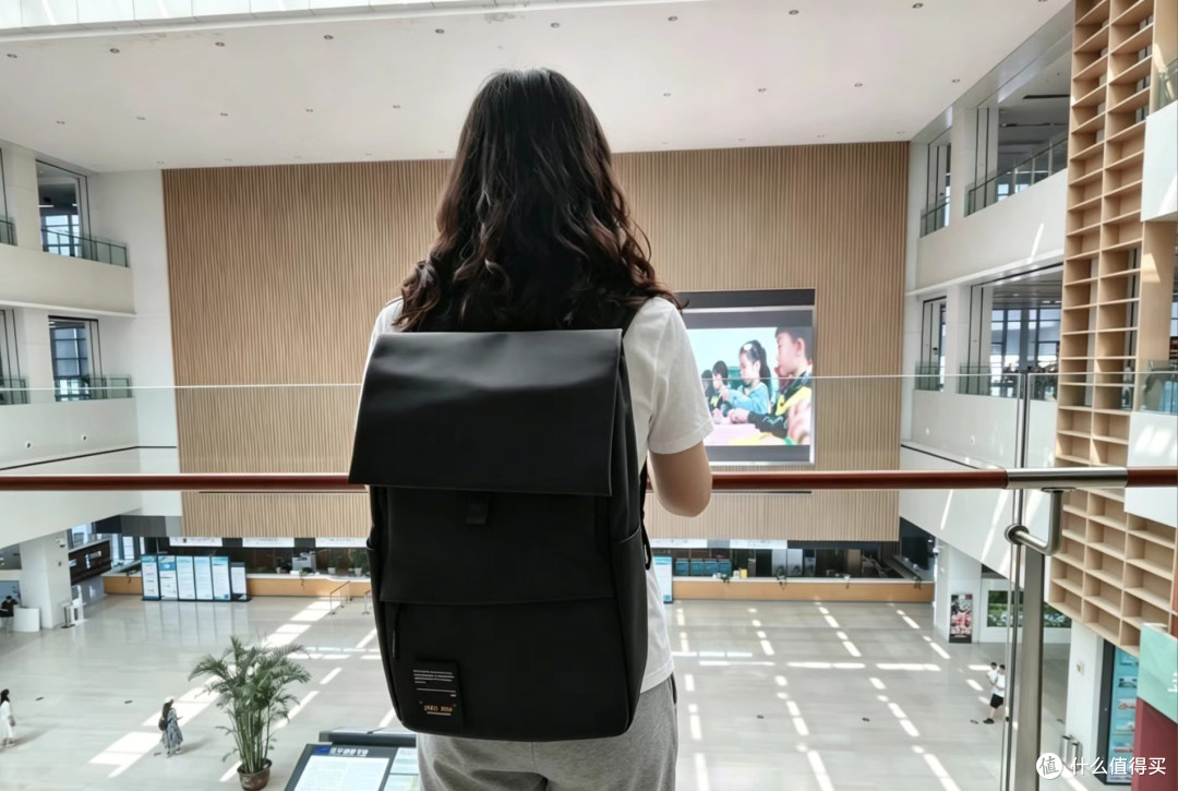 职场通勤百搭实用好物|地平线8号MOMENT背包