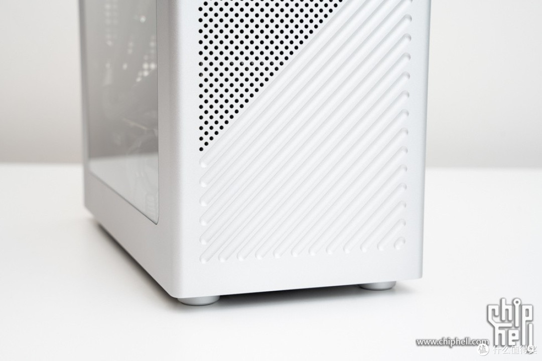 全铝MATX钢炮,COOJ Z18 + 华硕 B850M + 华硕 ATS 5070 装机展示