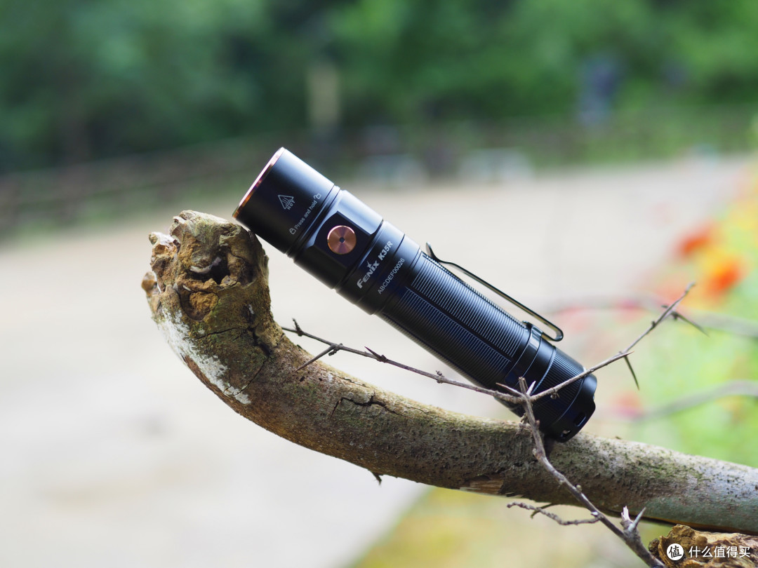 3200流明小巧EDC,西陆户外定制款Fenix K35R手电简单体验