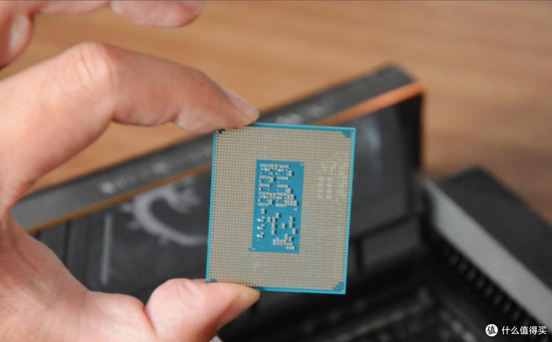 全能中端神U:英特尔酷睿Ultra 5 250K Plus搭配微星Z890评测