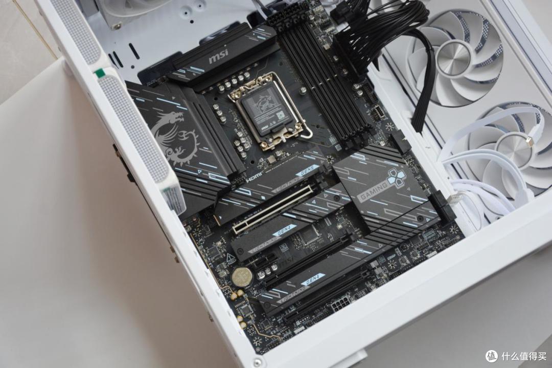 全能中端神U:英特尔酷睿Ultra 5 250K Plus搭配微星Z890评测