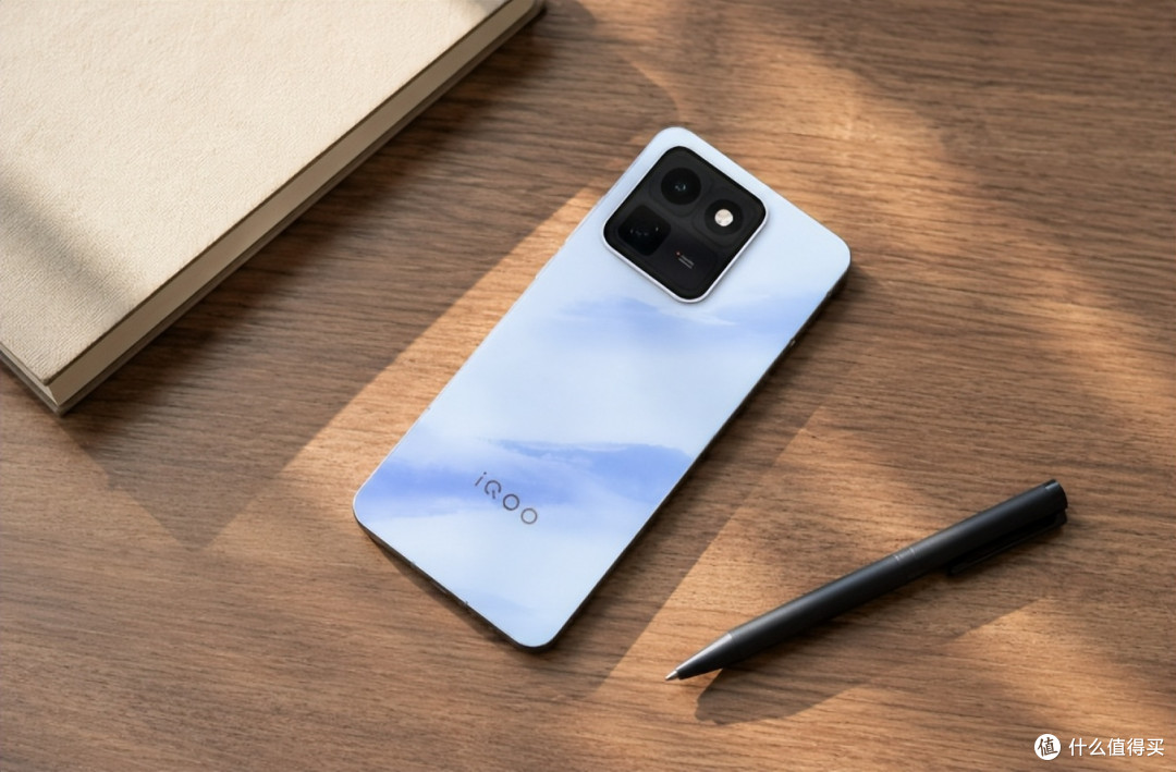 iQOO新机再度确认，9000mAh+天玑9500+2K屏，狙击红米K100 Pro