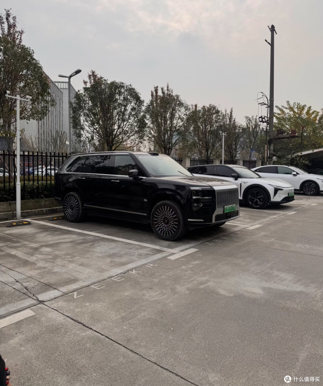 极氪9X试驾体验:豪华与性能兼备