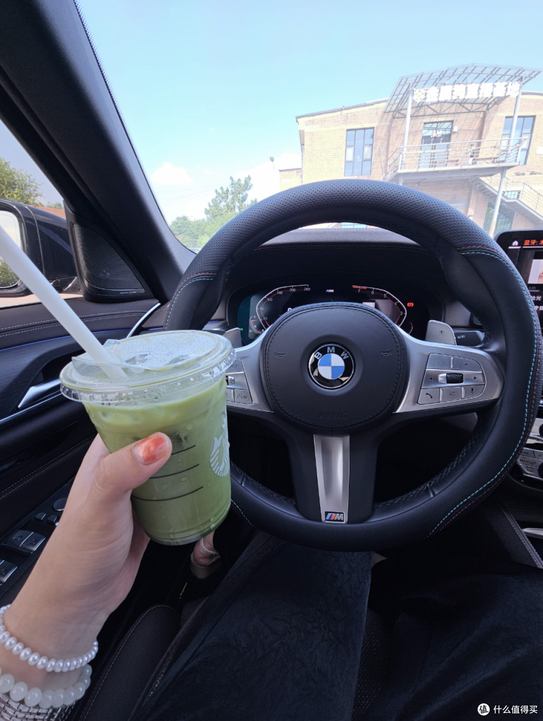 性价比拉满|BMW5 系女车主通勤 生活用车体验